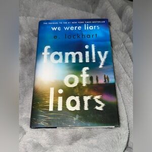 *NEW* E. Lockhart Family of Liars Book